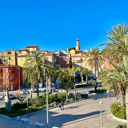 Les Glycines מנטון