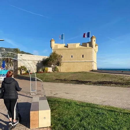 アパート Les Glycines *