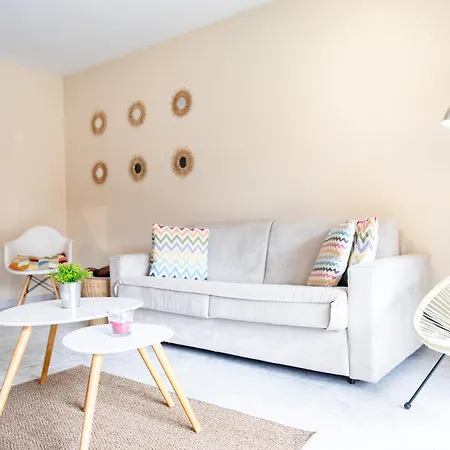 Les Glycines * マントン