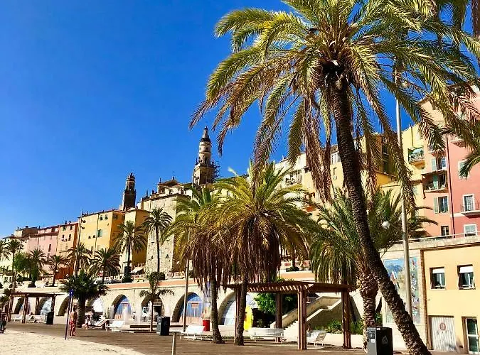 Les Glycines * Menton