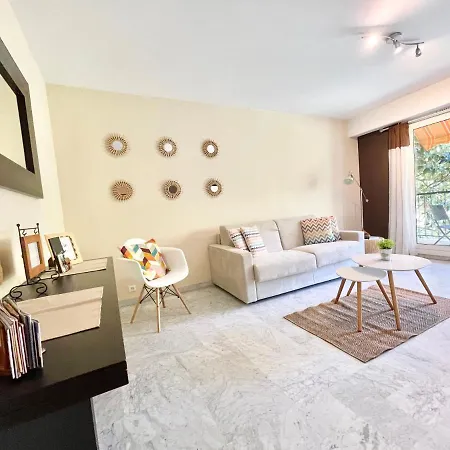 Apartament Les Glycines