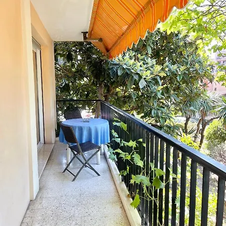 Les Glycines Apartament