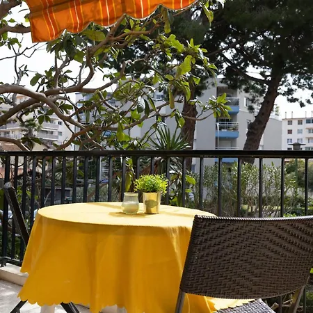Apartment Les Glycines